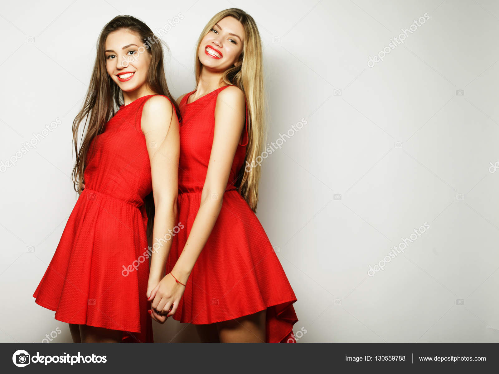 Видеть Подругу В Красном Платье