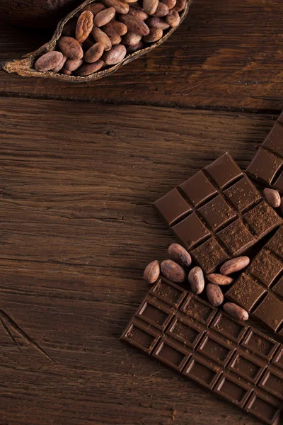 Chocolate bars with cacao beans