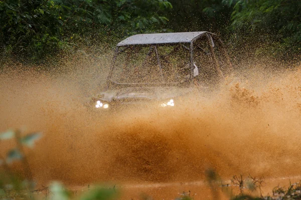 Mud splash in off-road racing