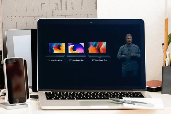 Macbook Pro Touch Bar presentation with price, specs, delivery t