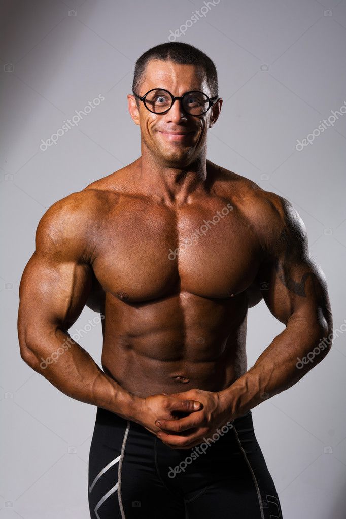 Men's Closet †18™: NEGRO MUSCULOSO Y DOTADO DESNUDO PARA