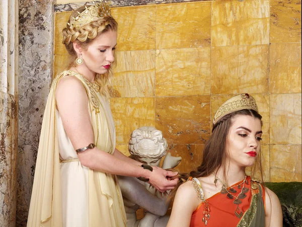 Young roman women