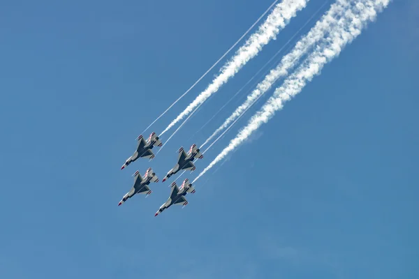 NEW WINDSOR, NY - SEPTEMBER 3, 2016: USAF Thunderbirds perform a