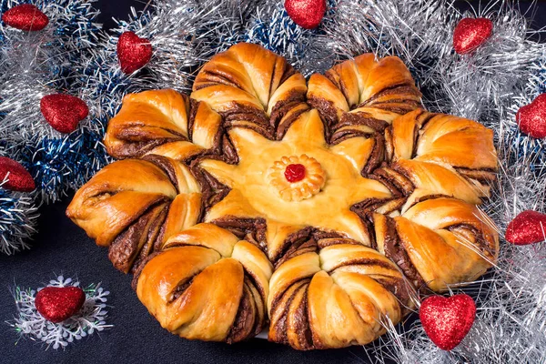 The original festive cake in the form of star