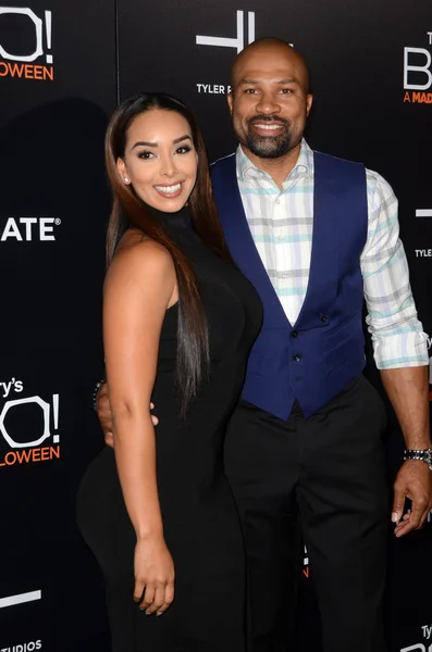 Gloria Govan, Derek Fisher