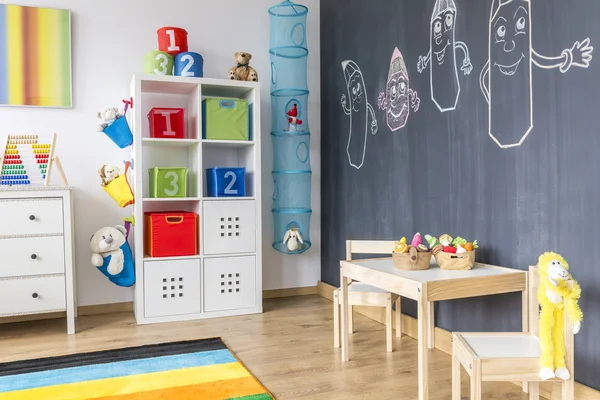 Child room with blackboard wall