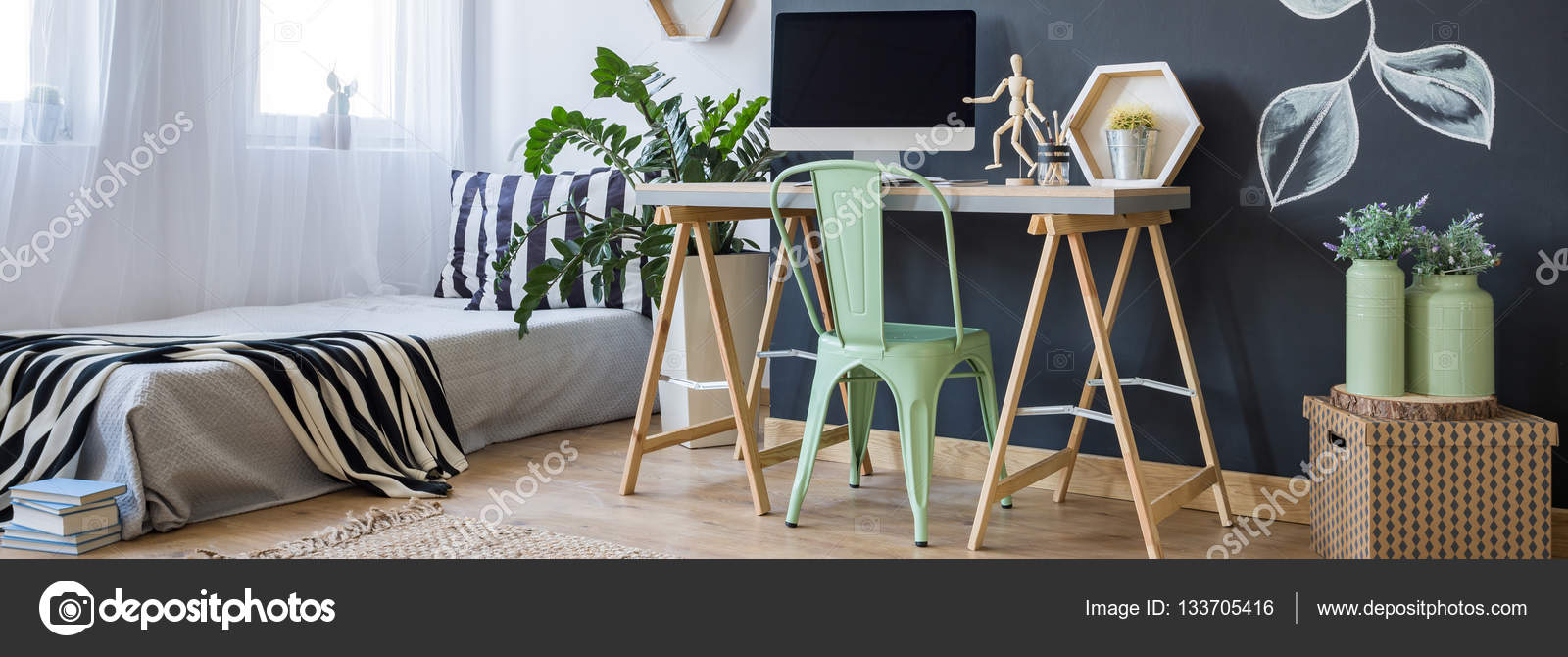 Hem kontor och sovrum inredning — stockfotografi © photographee.eu ...