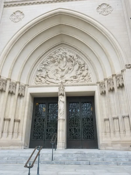 The National Cathedral portal