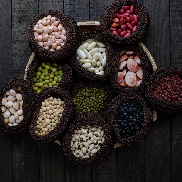 Collection of bean, fiber food make heart health