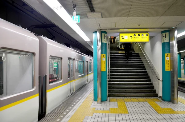 Movement of subway train Kintetsu running from Numba station run