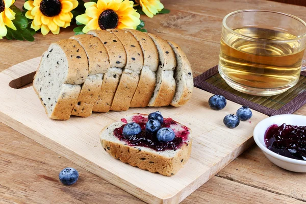 Vegetarian black sesame bread topping blueberry jam