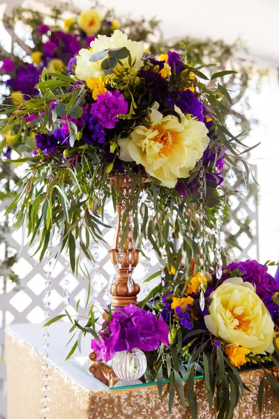 Floral arrangement to decorate the wedding feast, the bride and