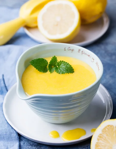 Lemon curd in ceramic bowl