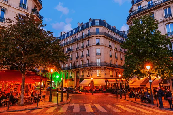 Street cafes on the Ile Saint Louis in Paris at night