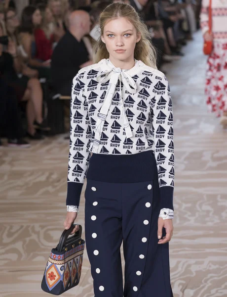 Tory Burch - Spring 2017 Collection