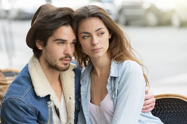 Young couple visiting paris