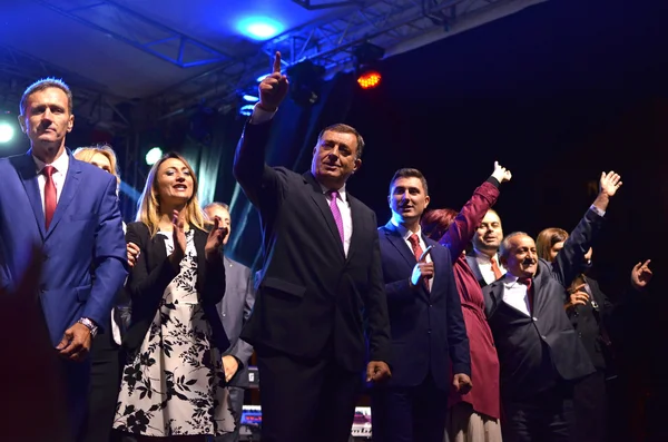Milorad Dodik greets fans in Pale after meeting and referendum