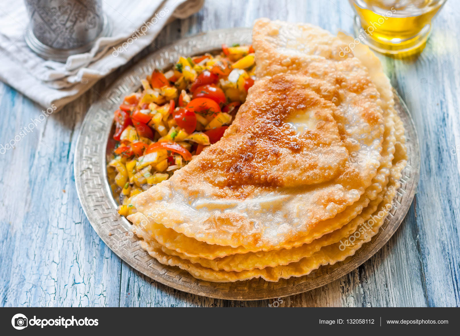 Вкусные крымские чебуреки рецепт пошаговый Вкусные крымские чебуреки рецепт пошаговый