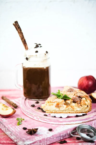 Traditional tsvetayevsky apple pie