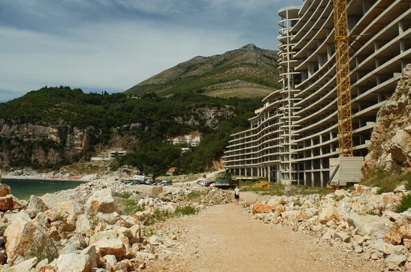 Construction of the hotel in the rock by the sea