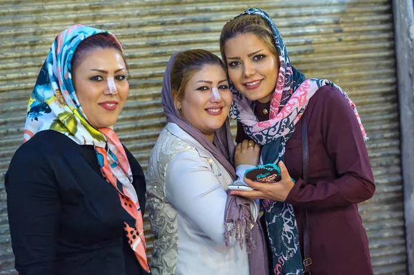 Young Iranian women