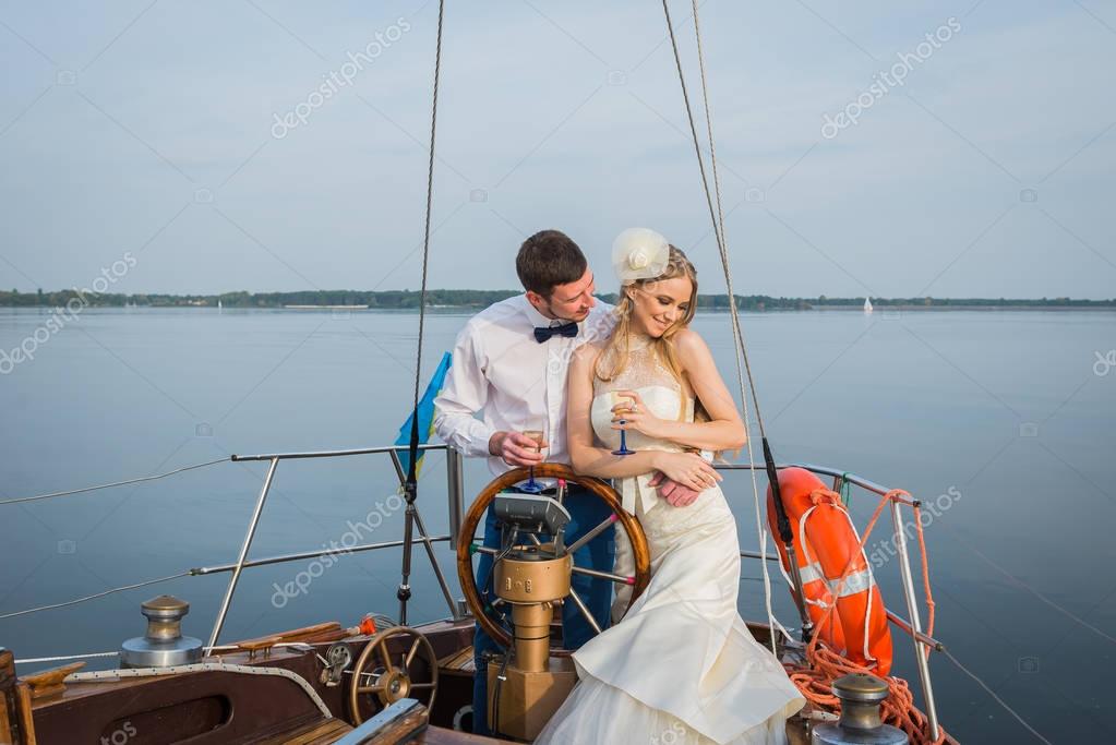 скачать happy together