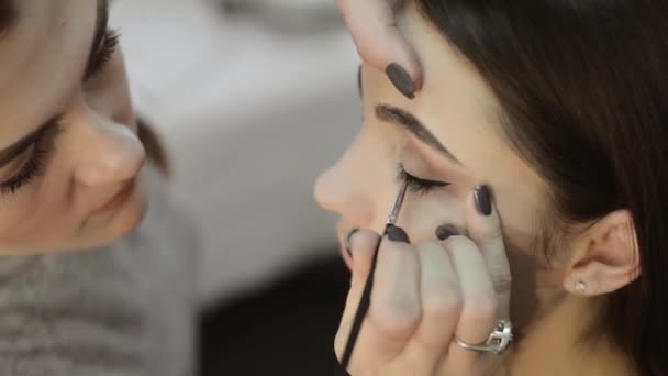 做化妆造型师 — 图库视频影像