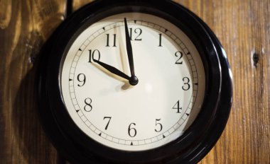 Duvardaki Analog Saat