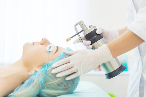 Vloeibare stikstof cryotherapie procedure — Stockfoto