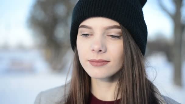 Portrait of a young woman close up outdoor — Stock Video