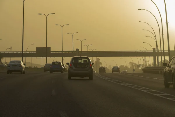 Traffic during Massive Middle East Sandstorm in Israel . Low Vis — Stock Photo, Image