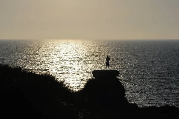 Crusader Wall boven de zee bij zonsondergang — Stockfoto