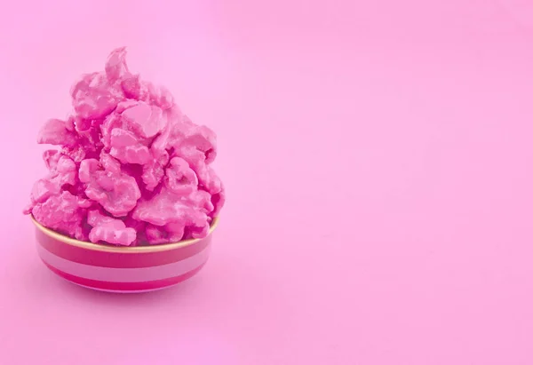 Милый Розовый Попкорн Бумажном Фоне Стиль Поп Арта Вид Сверху — стоковое фото