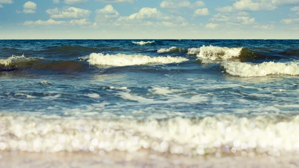 Fondo con línea de costa, olas marinas —  Fotos de Stock