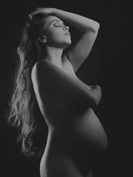 Gravid kvinna porträtt — Stockfoto