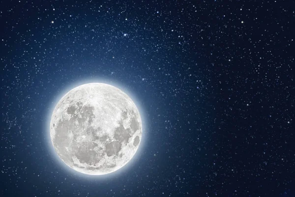 Fondos cielo nocturno con estrellas y luna y nubes. — Foto de Stock