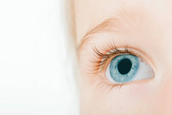 Eyes four year old girl — Stock Photo, Image