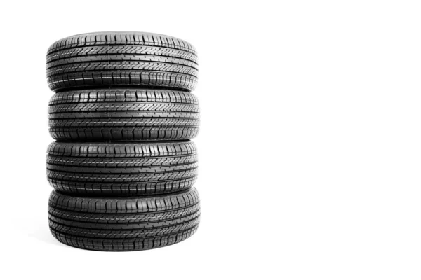 黑色隔离橡胶轮胎 在白色背景上 — 图库照片