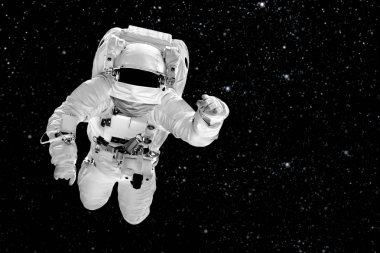 Astronot uzayda İtalya fla görüntüsüyle uçuyor.