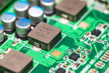 Elektronik devre kartı Pcb