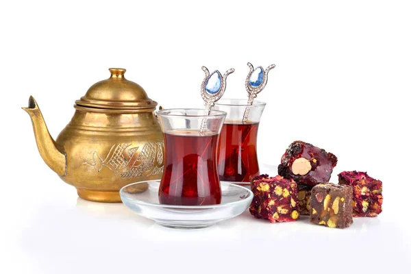 Турецкий восторг и чай — стоковое фото