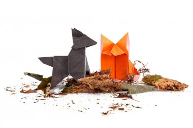 Origami kurt ve tilki