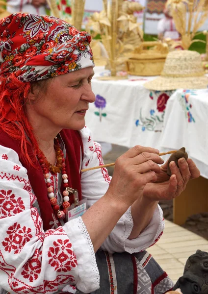 Kunsthandwerkermarkt im Freien — Stockfoto