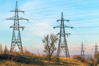 yüksek gerilim hatları