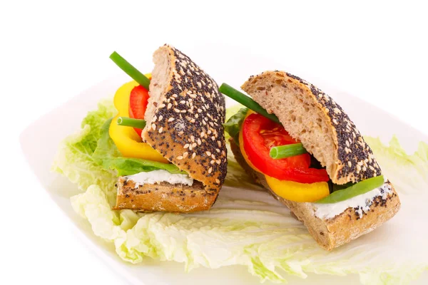 Sandwiches en plato — Foto de Stock