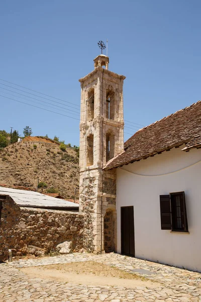 Kıbrıs'taki eski kilise — Stok fotoğraf