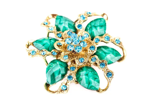 beyaz üzerine broş