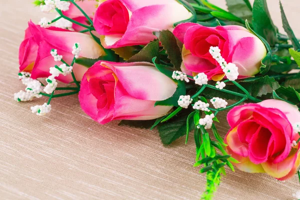 Rosas de tela rosa — Foto de Stock