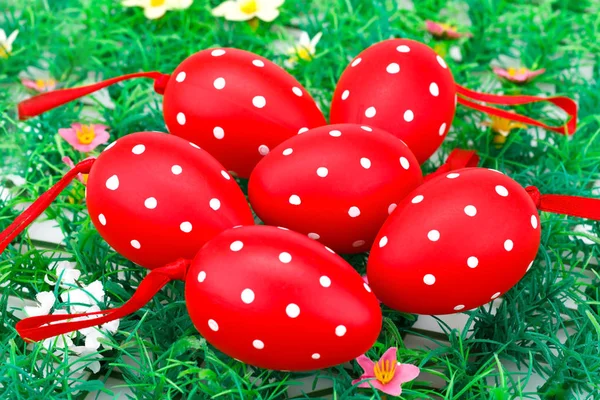 Uova rosse di Pasqua — Foto Stock