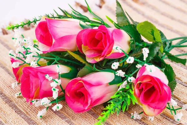 Rosas de tela rosa —  Fotos de Stock